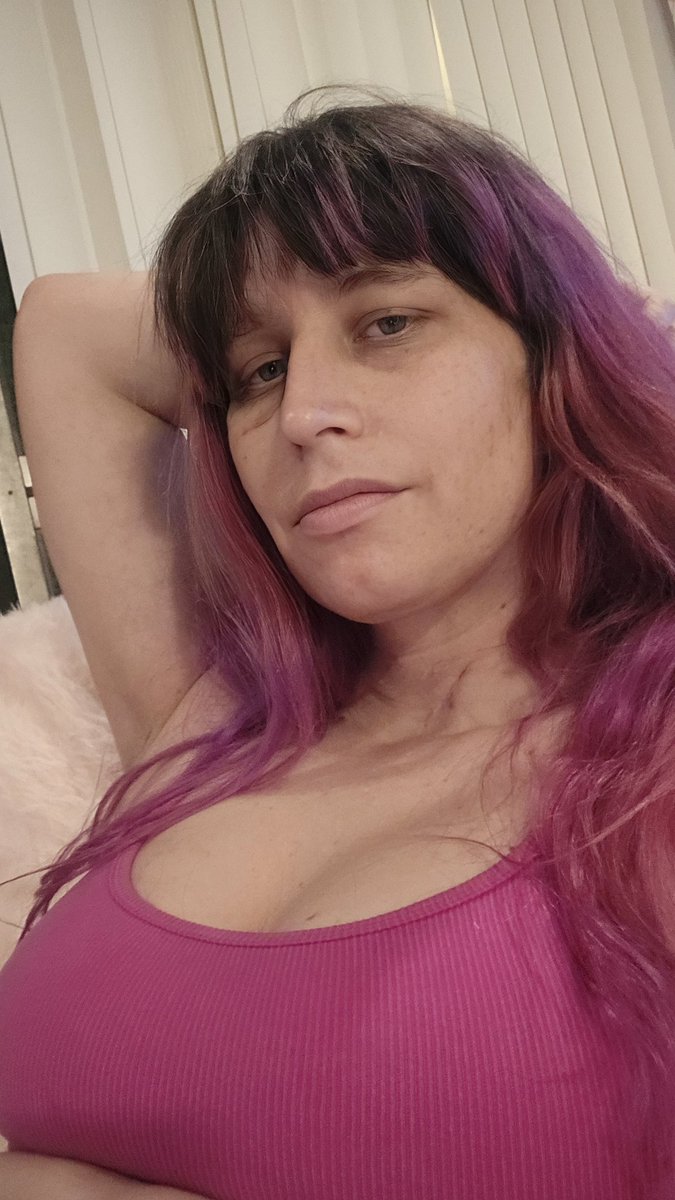 Bambi Attack! tweet media