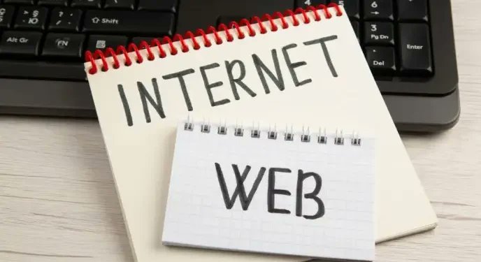 digital_magci's tweet photo. #Decryptage | Pourquoi faire la différence en le réseau internet le service Web ?
𝗘𝗻 𝘀𝗮𝘃𝗼𝗶𝗿 𝗽𝗹𝘂𝘀 𝐢𝐜𝐢... https://t.co/sSjQACT8eh
#Digitalmagci #HTML #Https #Infrastructure #Internet #Réseau #Technologie #Url #Web https://t.co/vlmQAmzkTD