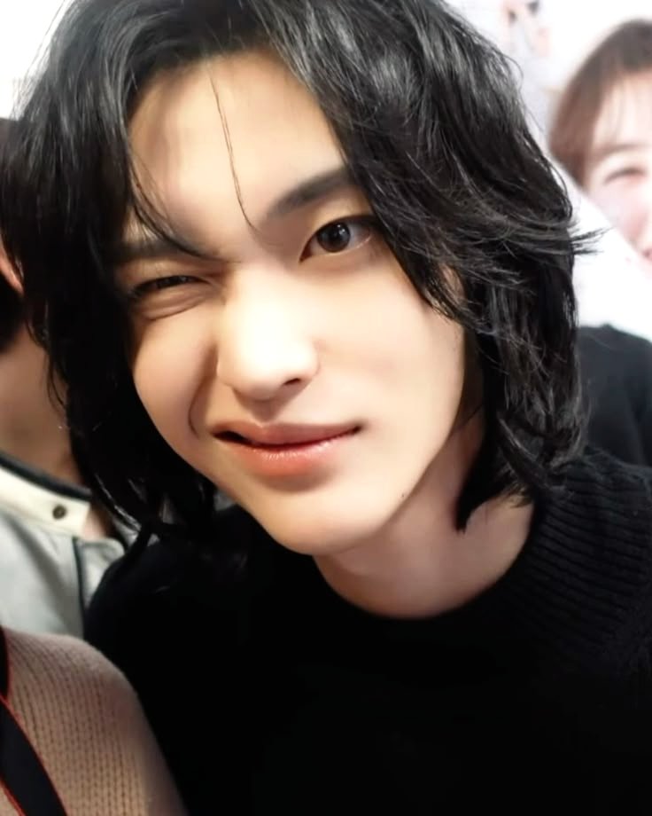 wonbin loops tweet media