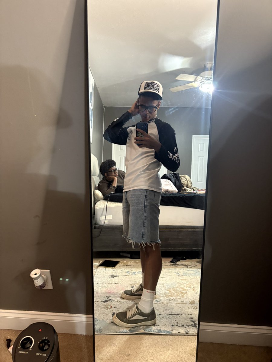 d.capolotttt tweet media