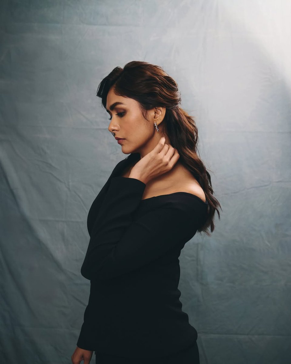 CelebsLine tweet media