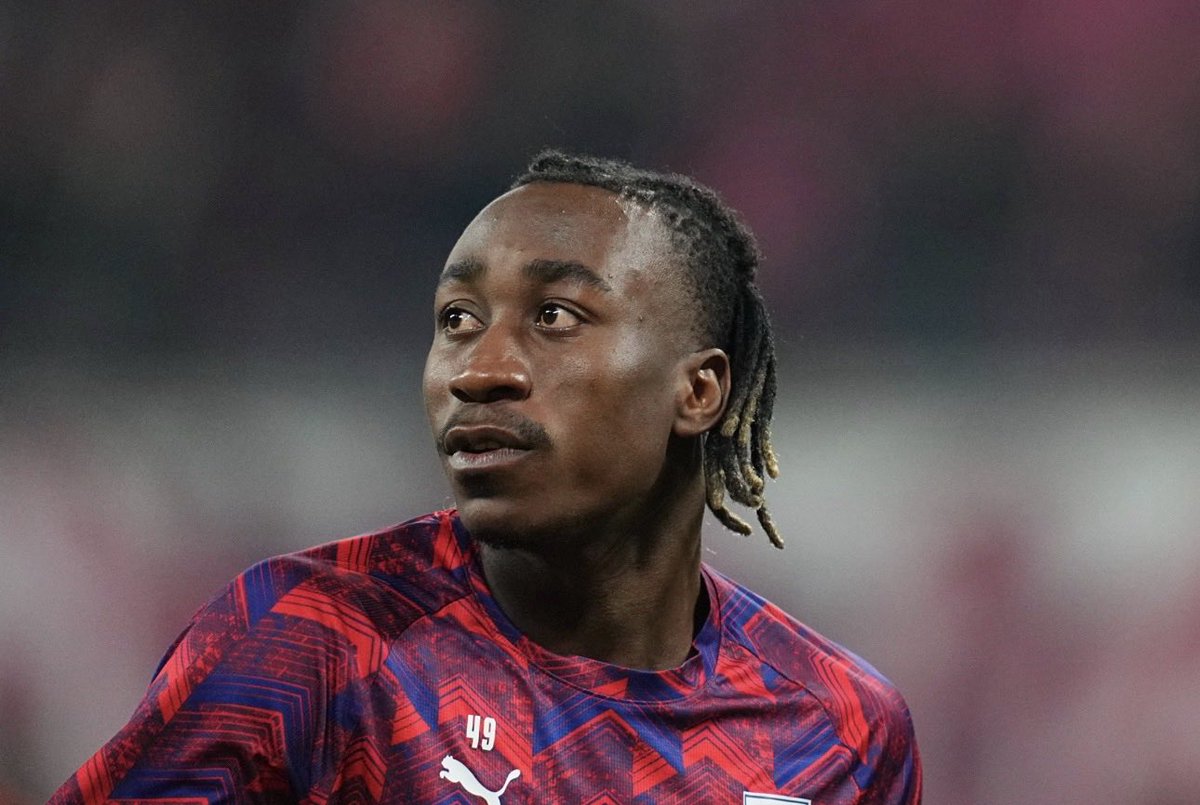 Philipp Hinze tweet media