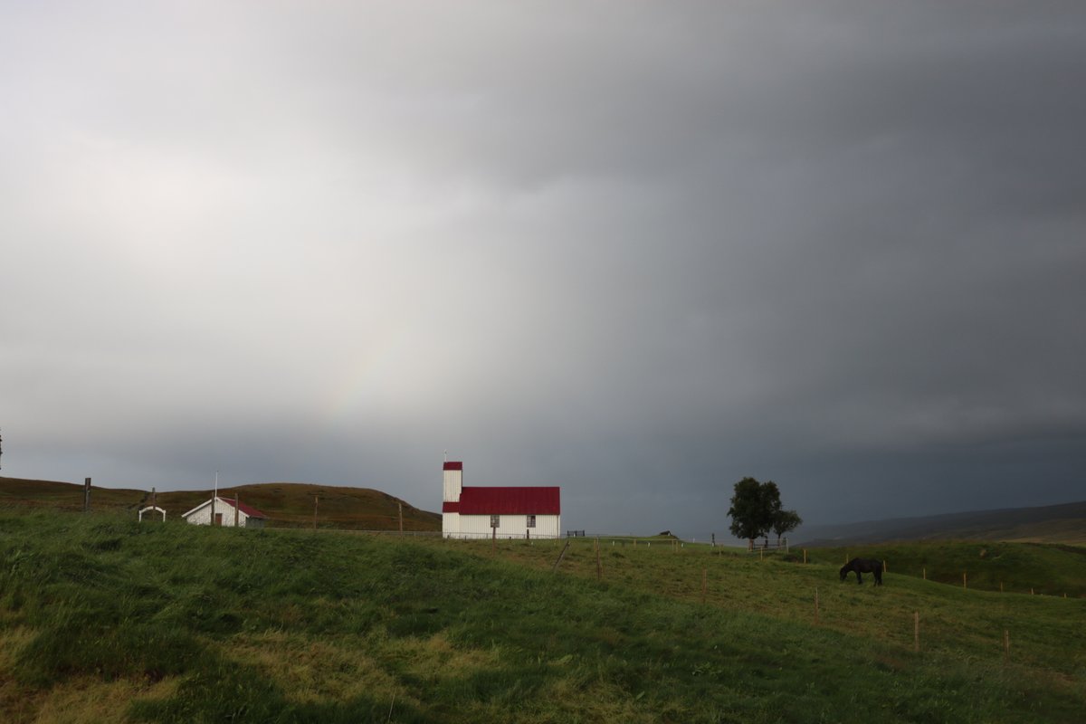 halakarta's tweet photo. Myndir að austan, úr sveitinni https://t.co/bkgh1MjJZl