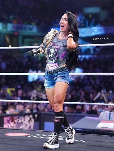 April Jeanette tweet media