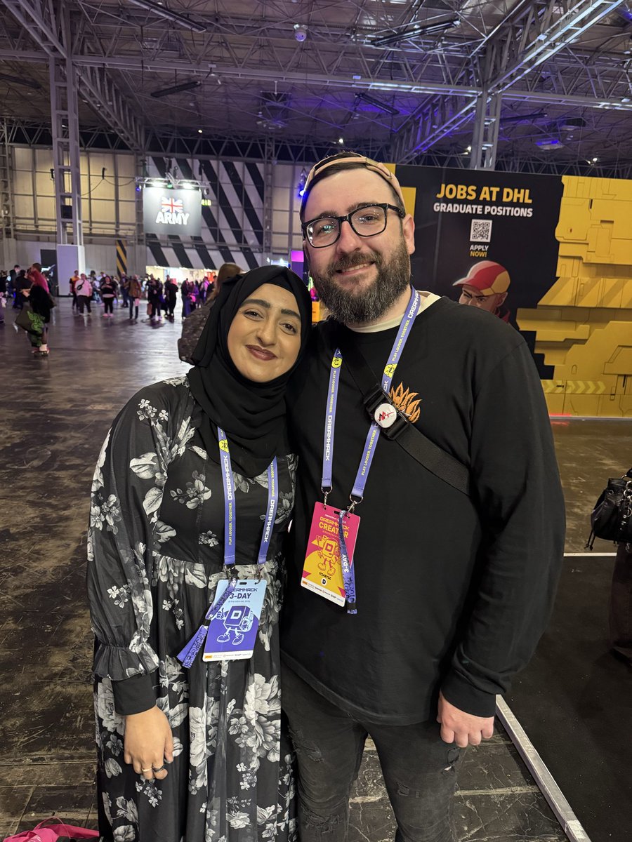 Anisa 🌸 tweet media