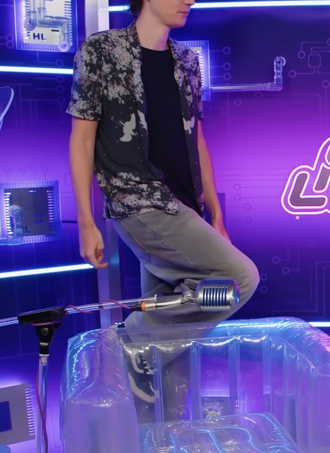 edie ✦ 5SOS DAY!! tweet media