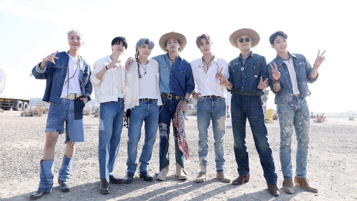 chart data tweet media