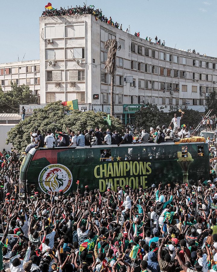 🦁 🇸🇳💙🤍 2 CAN AU CALMEE 🏆🏆 tweet media