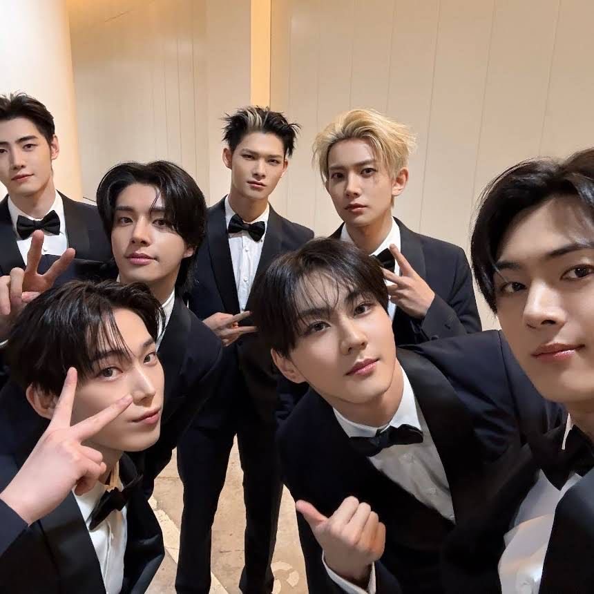 lovlne 🪽💫 ENHYPEN IS 7 tweet media