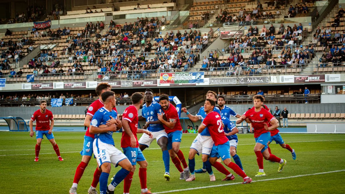 rfef_293483's tweet image. ⭐𝐀𝐒𝐈𝐒𝐓𝐄𝐍𝐂𝐈𝐀, 𝐉𝐨𝐫𝐧𝐚𝐝𝐚 𝟐𝟗.🏟️

📍Mejores asistencias de público.

1️⃣0️⃣2️⃣8️⃣9️⃣ "La Victoria"
🔹5️⃣2️⃣0️⃣0️⃣ "La Fuensanta"
🔹4️⃣8️⃣1️⃣6️⃣ "Las Gaunas"
🔹3️⃣2️⃣7️⃣7️⃣ "Chapín"
🔹3️⃣0️⃣8️⃣4️⃣ "Johan Cruyff"
🔹3️⃣0️⃣3️⃣2️⃣ "Municipal de Reus"
🔹3️⃣0️⃣0️⃣0️⃣ "Francisco de la Hera"

#2RFEF