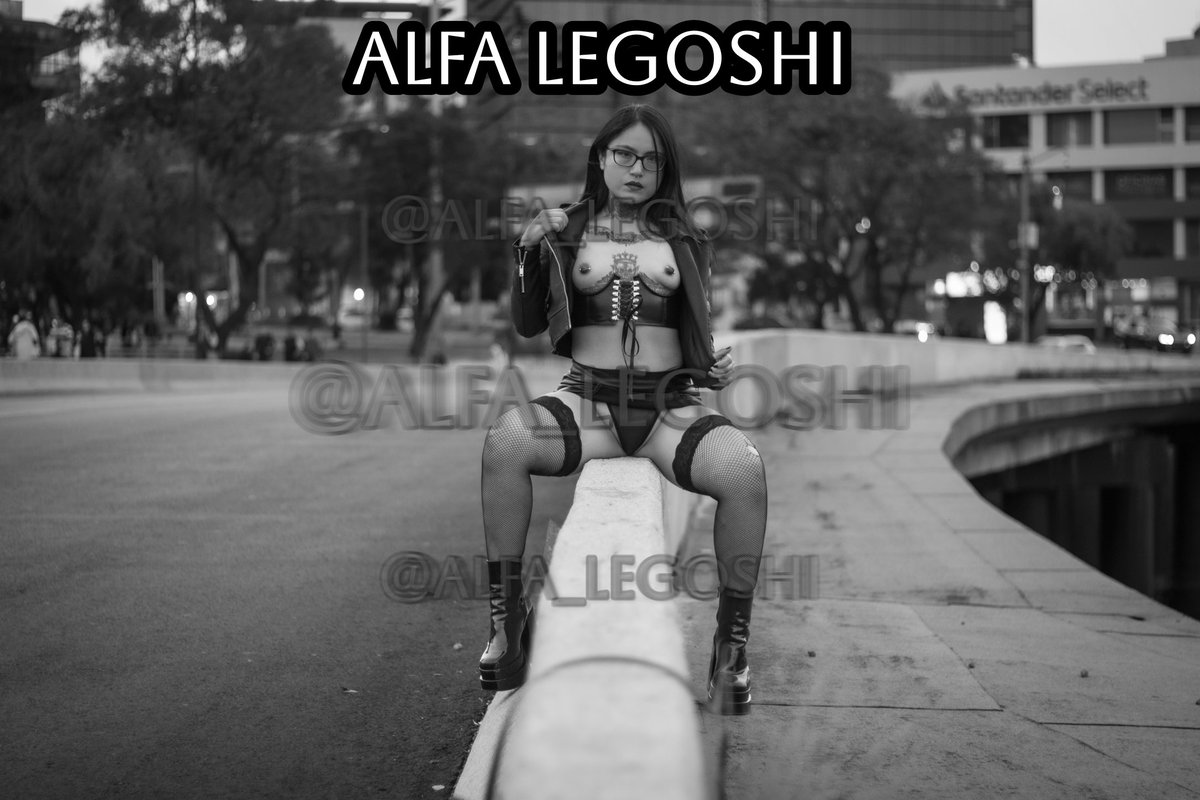 alfa_legoshi's tweet photo. 🔥¡SESION DE FOTOS EXHIBIT EN FUENTE DE PETROLEOS EN CDMX CON @roxzmu !📸😈🔥 (2da y ultima parte)
.
🔥Estas fotos con @roxzmu estuvieron llenas de mucha adrenalina y de resultados MUY PERO MUUUUY HOT🥵🔥
.
🔥¿QUIEN SE ANIMA A UNAS?🥵🔥
.
🔄Ayudandome dando RT y comentando🔄 https://t.co/MN8fOXmOoA
