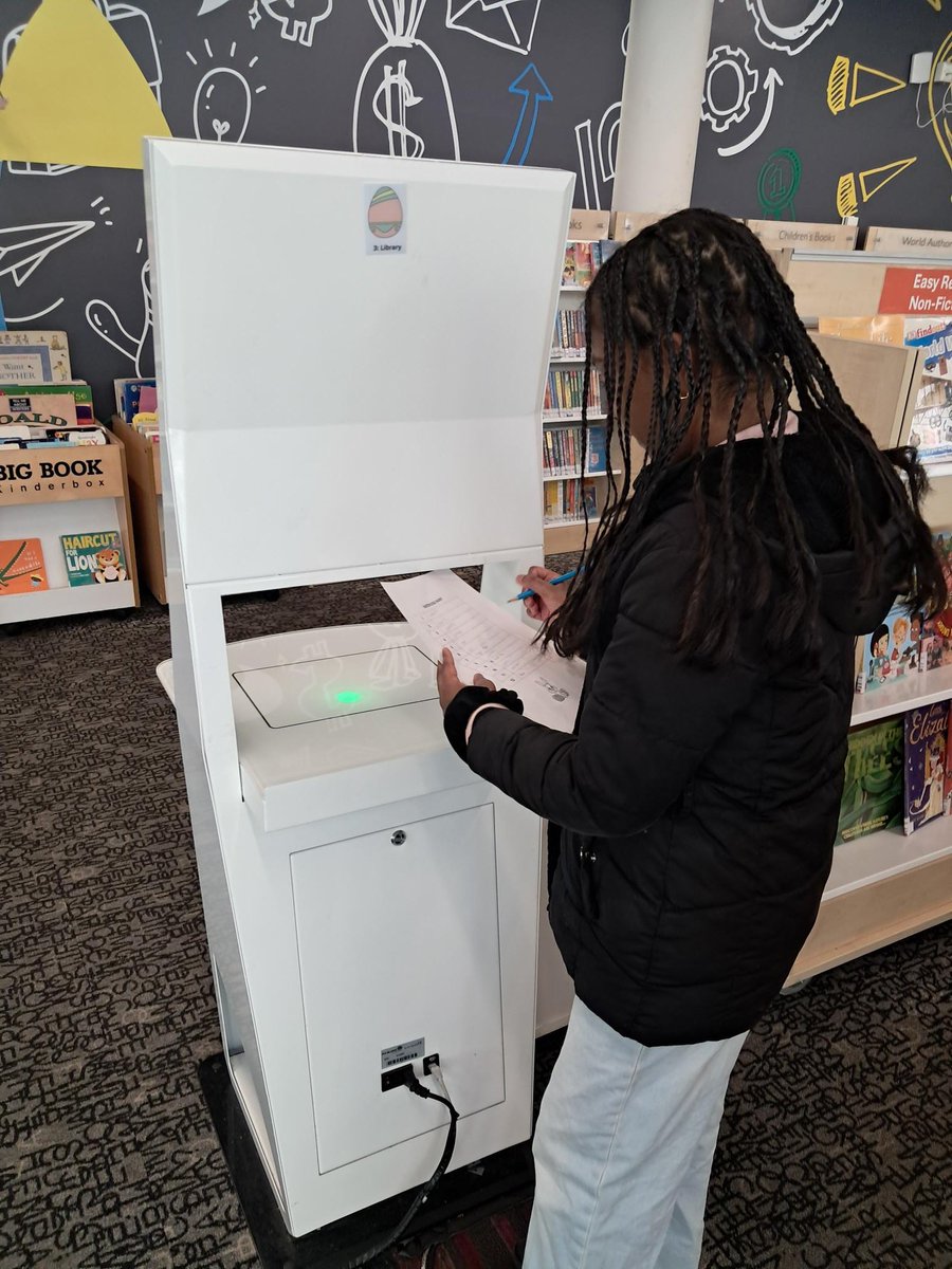 Woolwich Centre Library tweet media