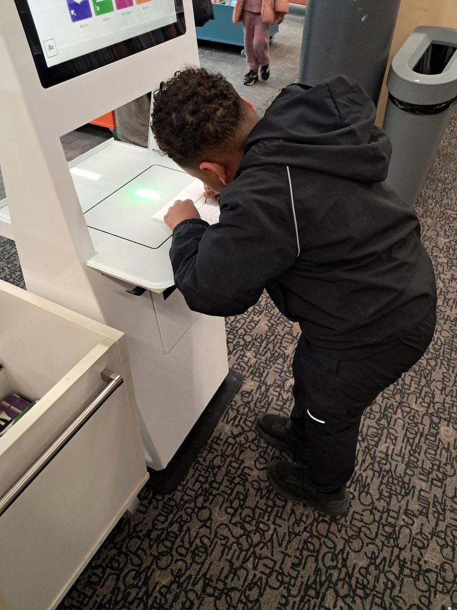 Woolwich Centre Library tweet media