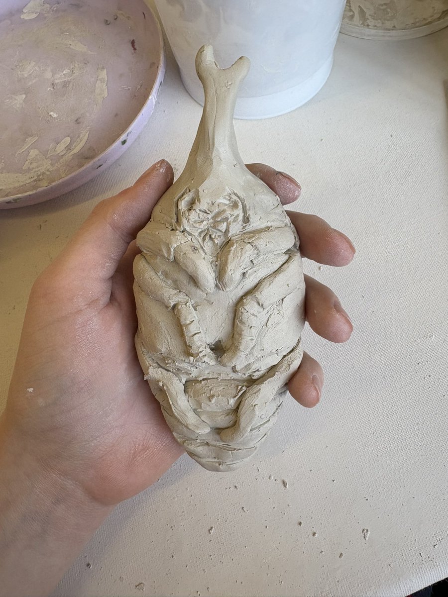 mutapilled grubcel tweet media