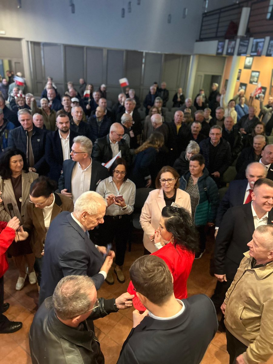 Jacek Sasin tweet media