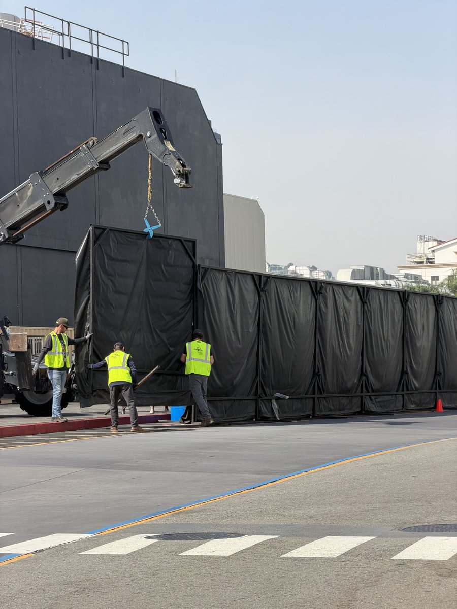 SoCalirific tweet media