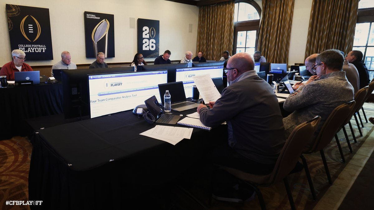 College Football Playoff tweet media