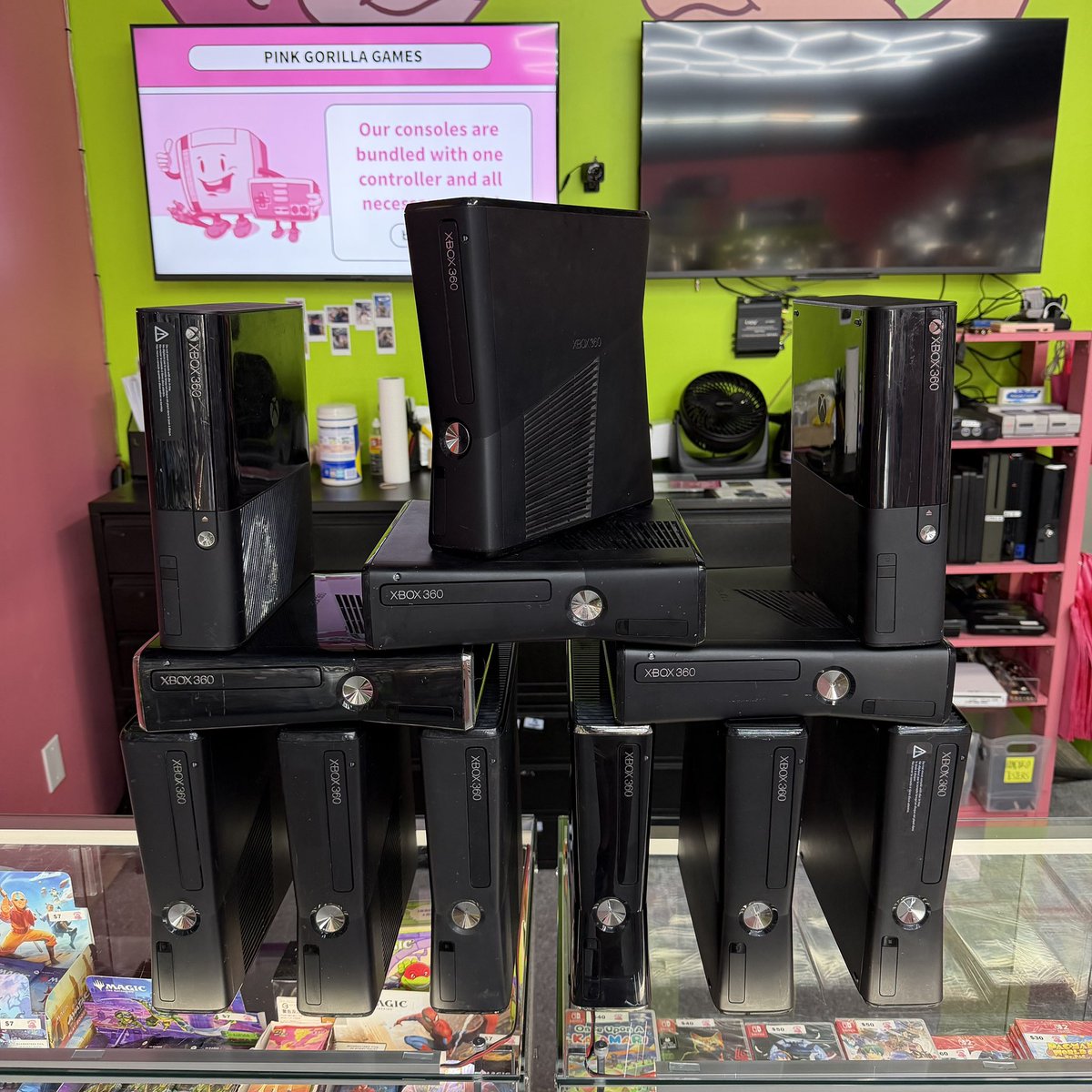 PinkGorillaLV tweet media