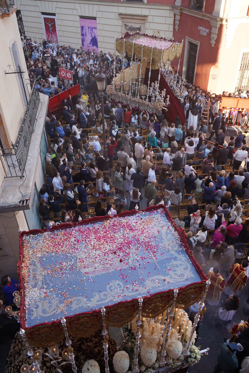 Santa Genoveva tweet media