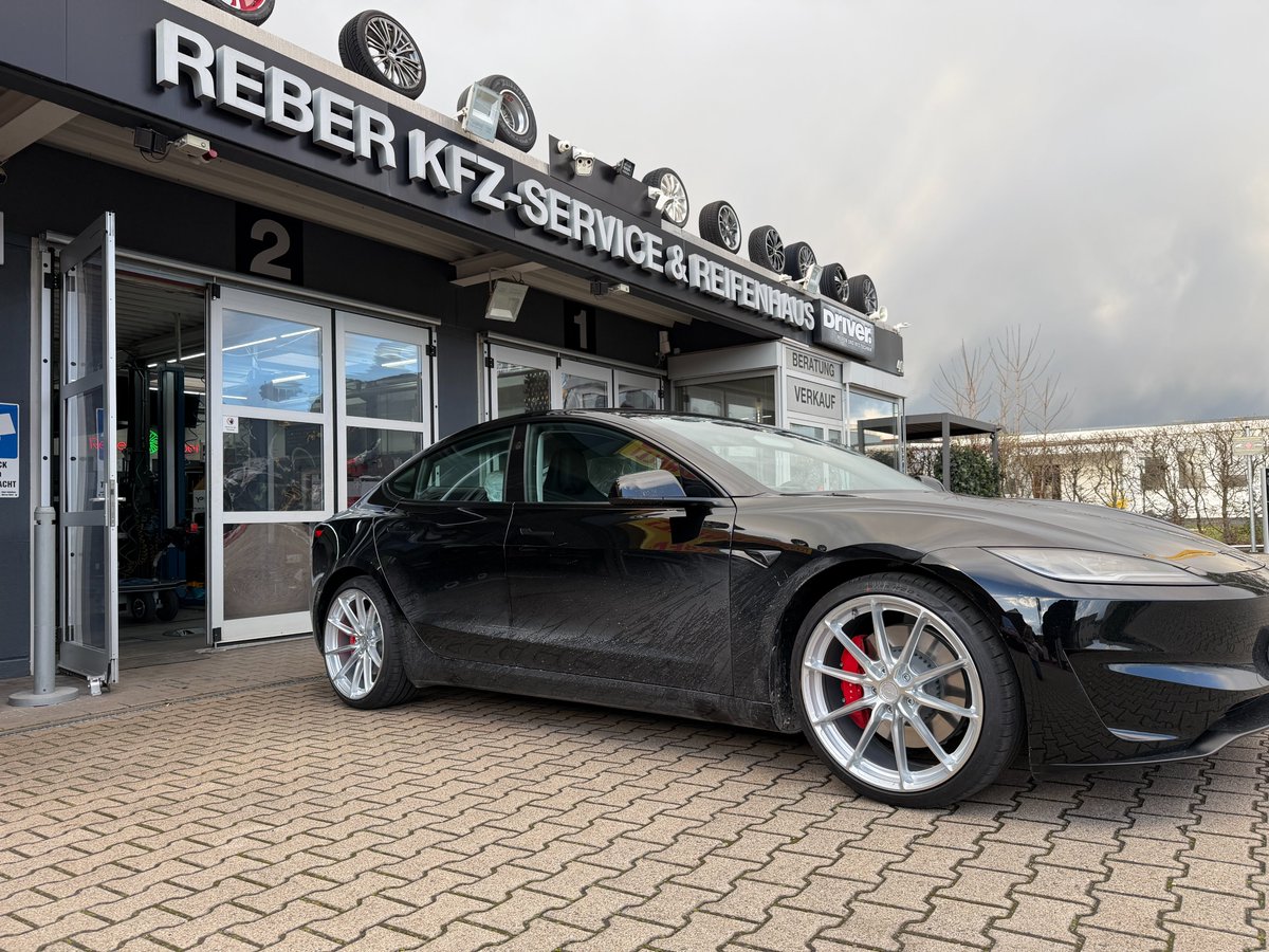 Reifen Reber tweet media