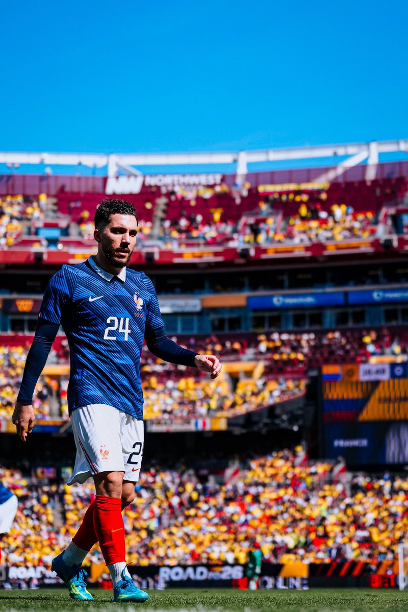 Rayan Cherki tweet media