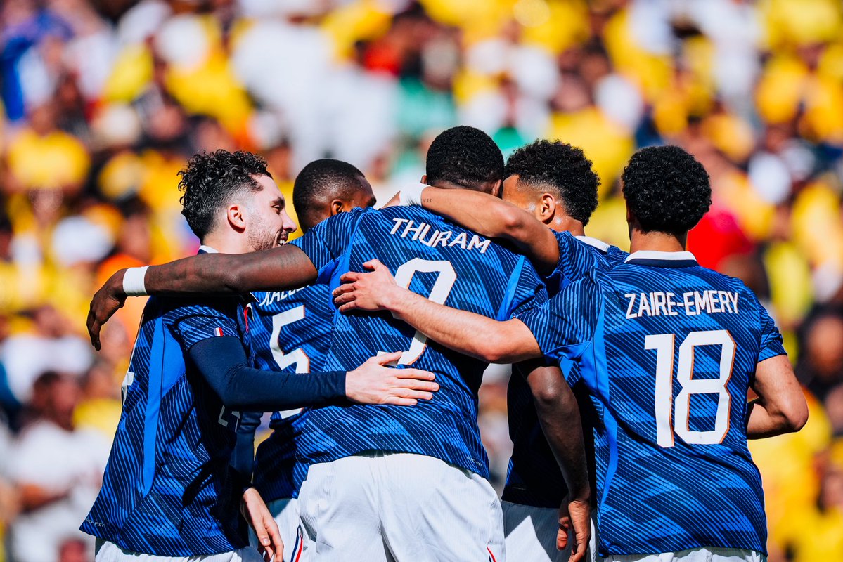 Rayan Cherki tweet media