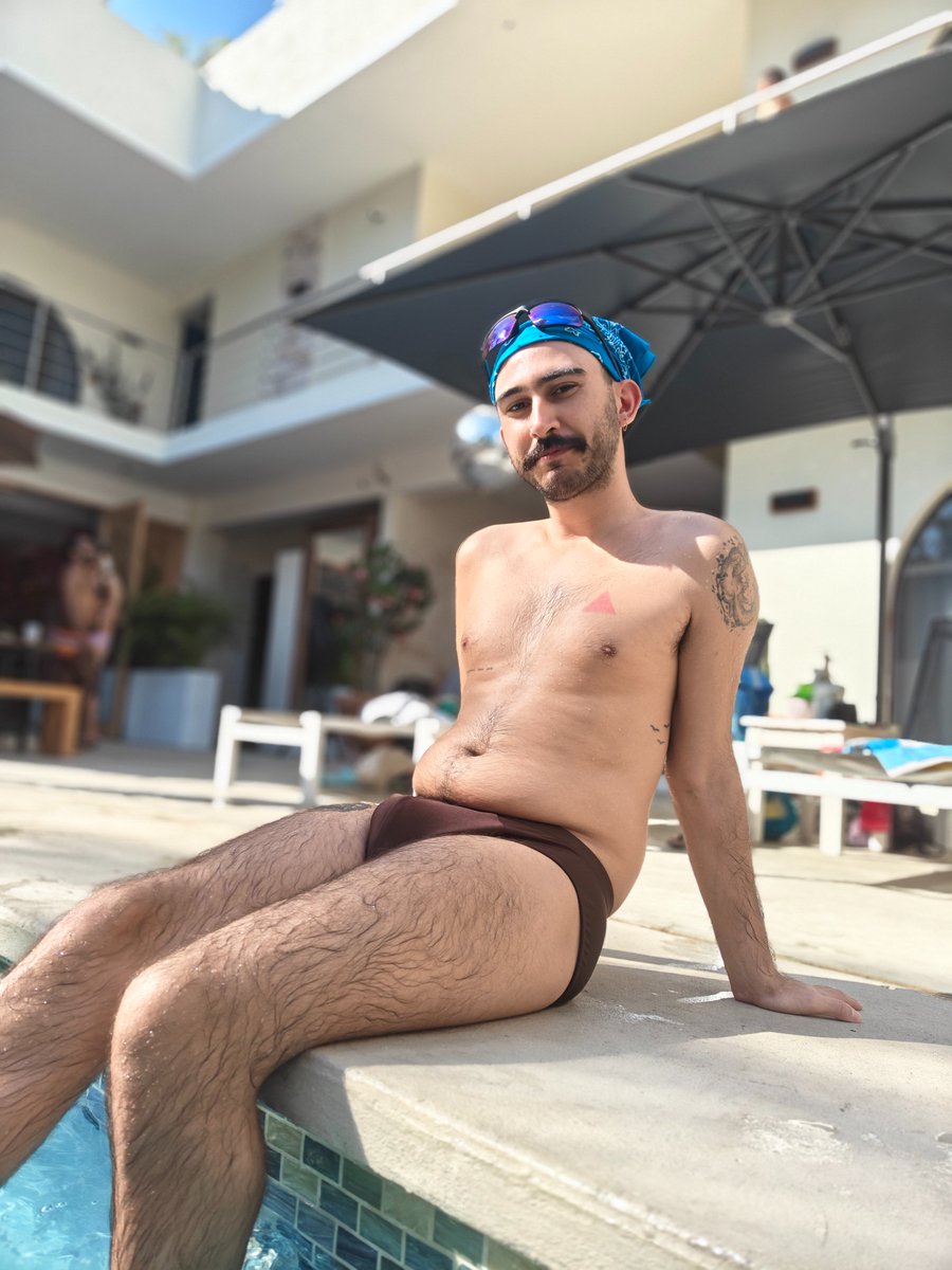 Fun Fashion Friend tweet media