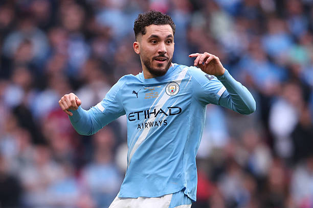 🔔

ريان شرقي: "تسجيل وصناعة الأهداف آخر ما يشغل بالي، فأنا أبحث عن المتعة، هل أنا ولوكاس ديني أصدقاء؟ بالتأكيد، سيأتي لمواجهتنا مع استون فيلا وسأعتني به جيدًا."