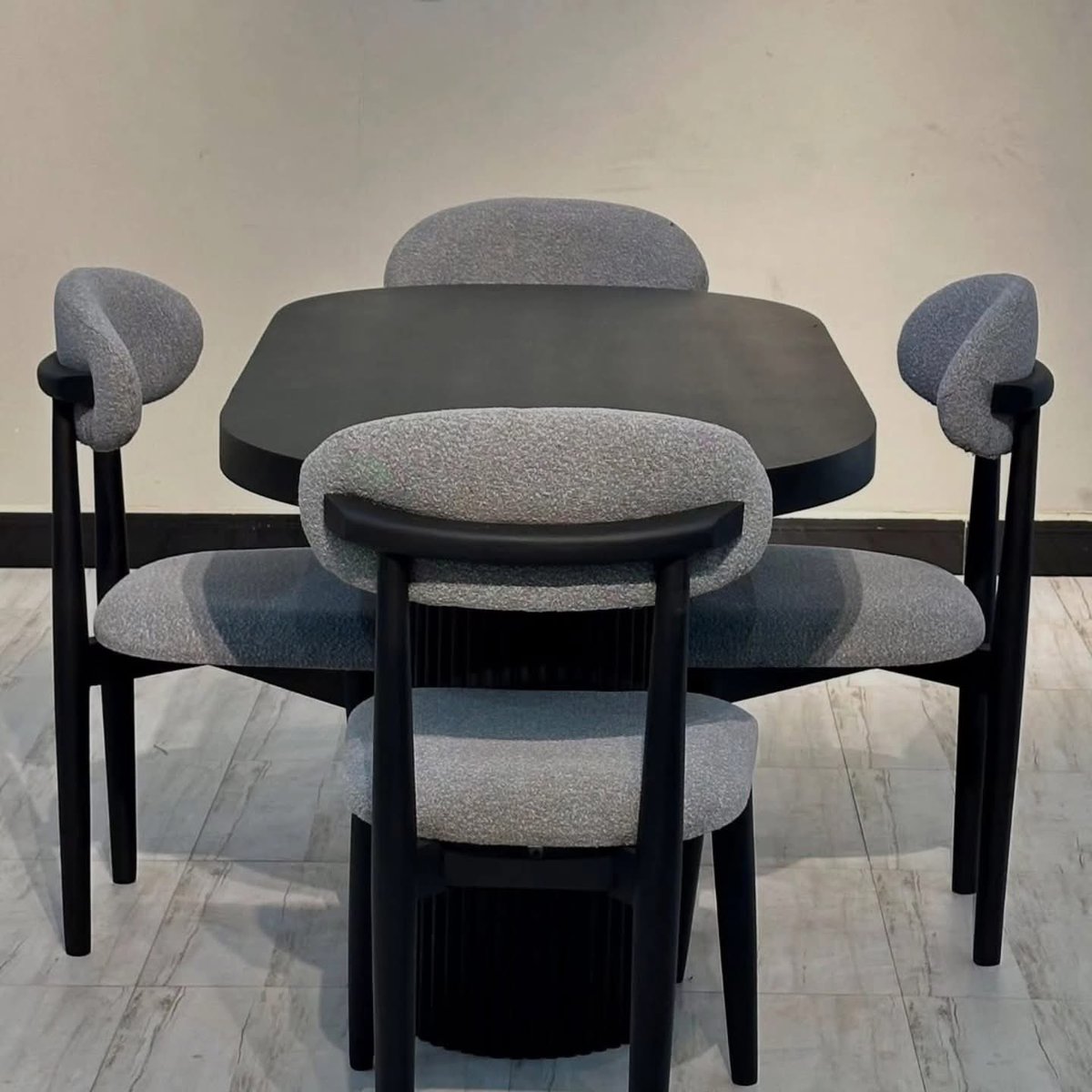 KAYBEE 🛋️ tweet media