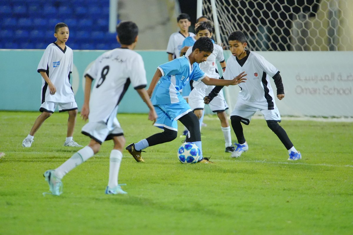 مدرسة الوسطى للتعليم الأساسي (٥-١٢) tweet media