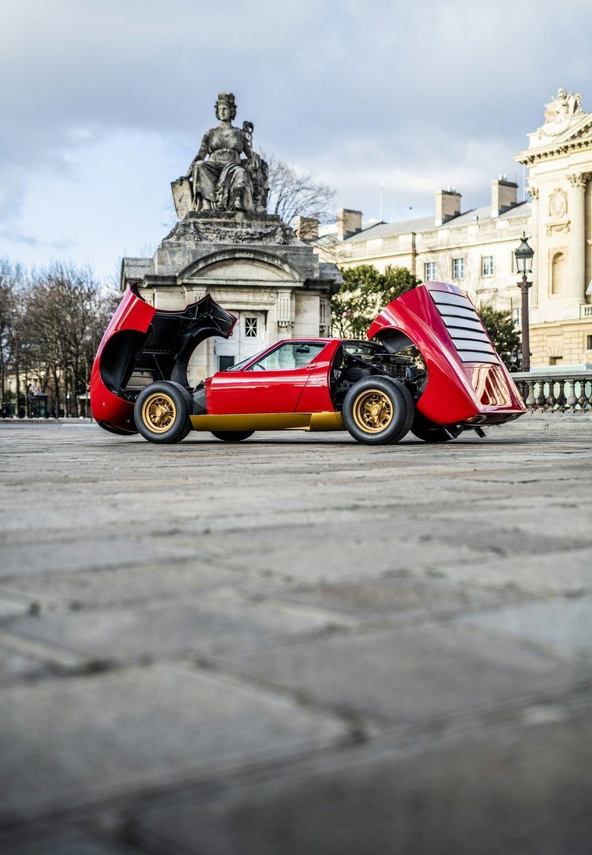 Rinoire's tweet image. #Lamborghini Miura P400 SV
📸 Rémi Dargegen