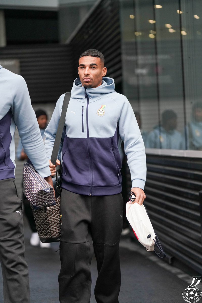 GhanaBlackstars's tweet image. 👋🏾 Off to the stadium! 🏟️

🇩🇪 Germany 🆚 Ghana 🇬🇭

#BlackStars | #GERGHA