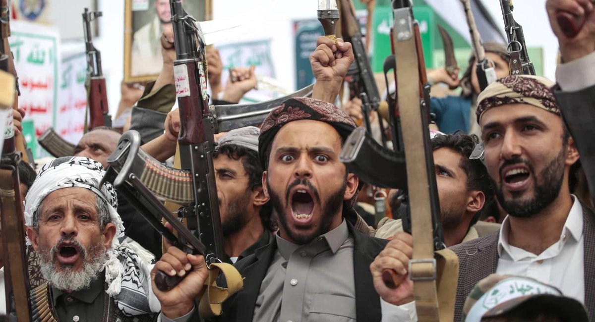 MarioNawfal's tweet photo. 🇮🇷🇮🇶🇾🇪 WHO’S BACKING IRAN?

Its “Axis of Resistance” is still active, Iraqi Shia militias hitting U.S. targets, Hezbollah launching rockets into Israel, and the Houthis firing drones while choking Red Sea shipping.

Russia is feeding Tehran intelligence on American assets and upgraded Shahed drones.

China keeps buying Iranian oil, giving the regime vital cash to keep going.

Even after losing ground in Syria and taking heavy hits, Iran’s network of proxies and big power backers lets it wage an asymmetrical fight that raises the cost for the U.S. and Israel.

We're talking about a coalition effort with Russia supplying tech and China supplying money, turning Iran’s survival into a broader challenge to Western power.

Source: Financial Times