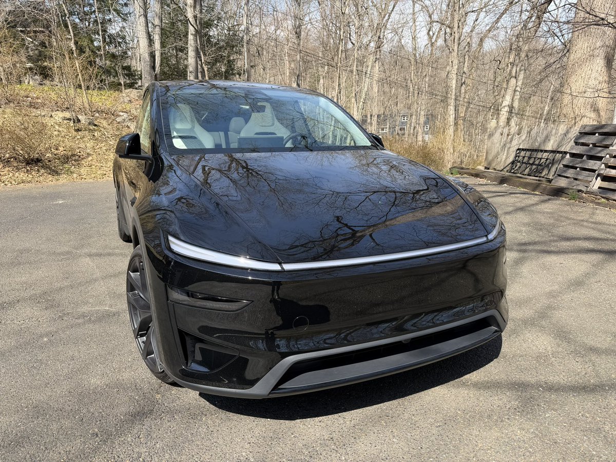 Tom⚡️ tweet media