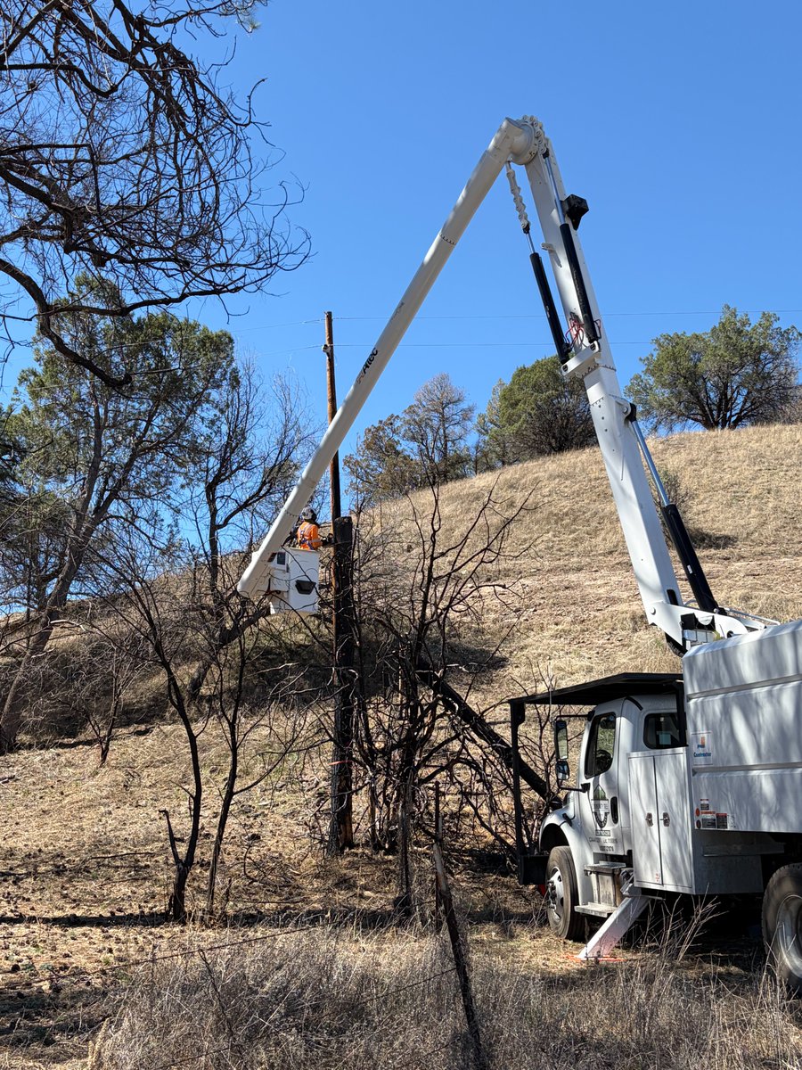 CommTreeServ's tweet photo. CTS on the ground in Silver City, NM for PNM last week! 🌲🚜

#communitytreeservice #treeremoval #treeservices #treelife #newmexico https://t.co/Cde8JIbB7A