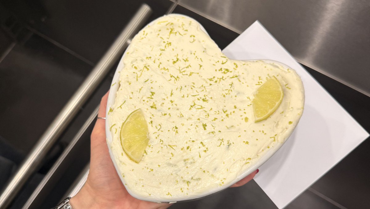 Lady Libertär tweet media