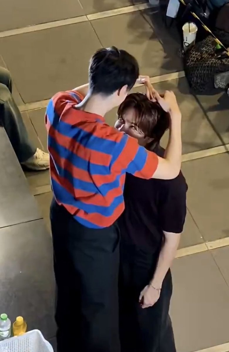 ⌇˚ᰔᩚน้อนลูกชิ้นྀི֒~ ᴘʟᴏʏꜱᴀɴᴅʏ✈️🌞🌛💫 tweet media