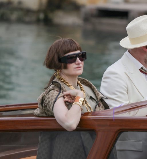 Sophia🌛 tweet media