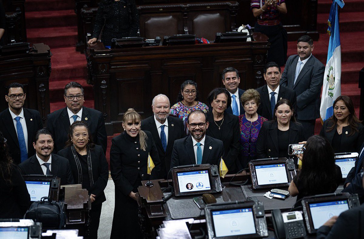 Carlos Kestler tweet media