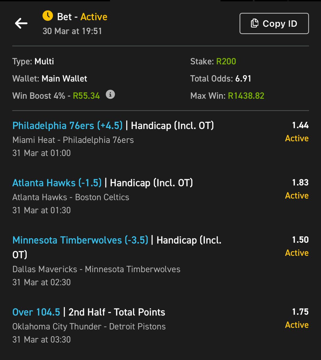 EricaDebraa tweet media