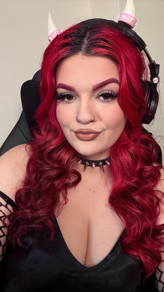 .ℨ𝔬🕸🕷✧. tweet media