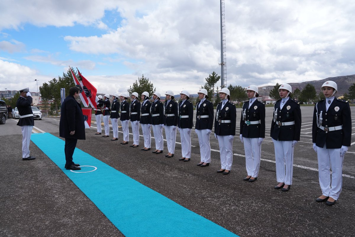 Polis Akademisi tweet media