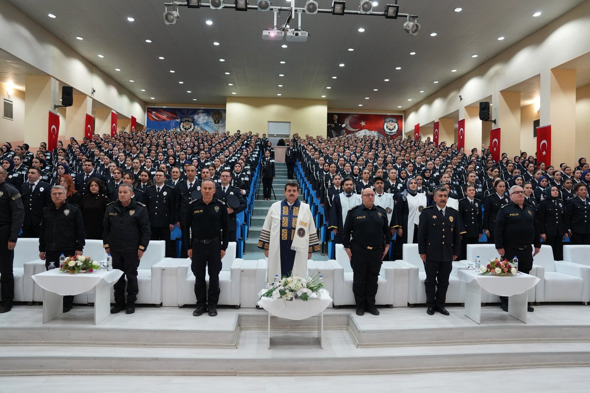 Polis Akademisi tweet media