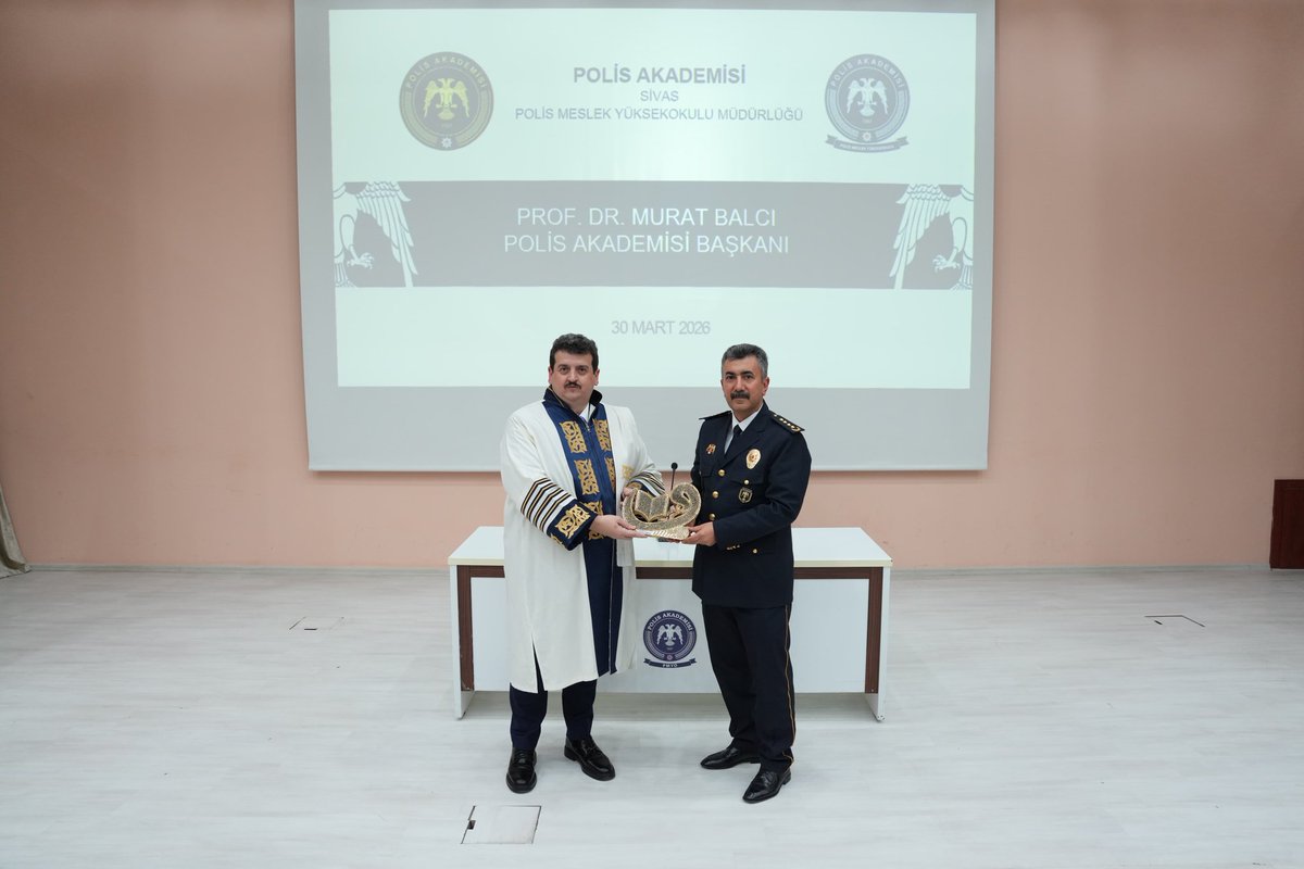 Polis Akademisi tweet media