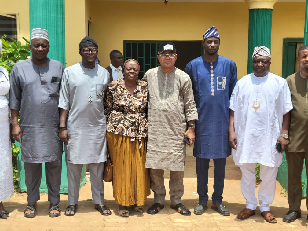 Hon.Suleiman Olatunji Omituntun tweet media