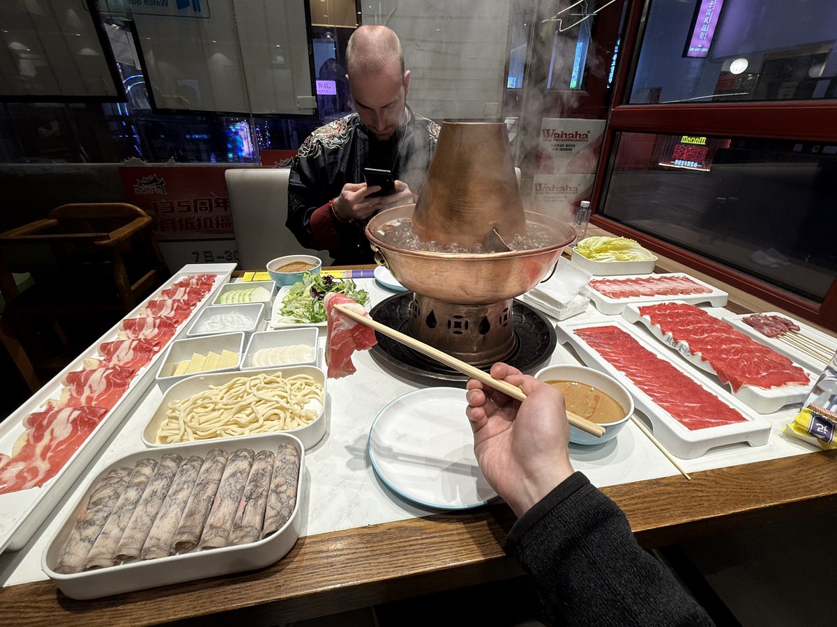 alreadydawn tweet media