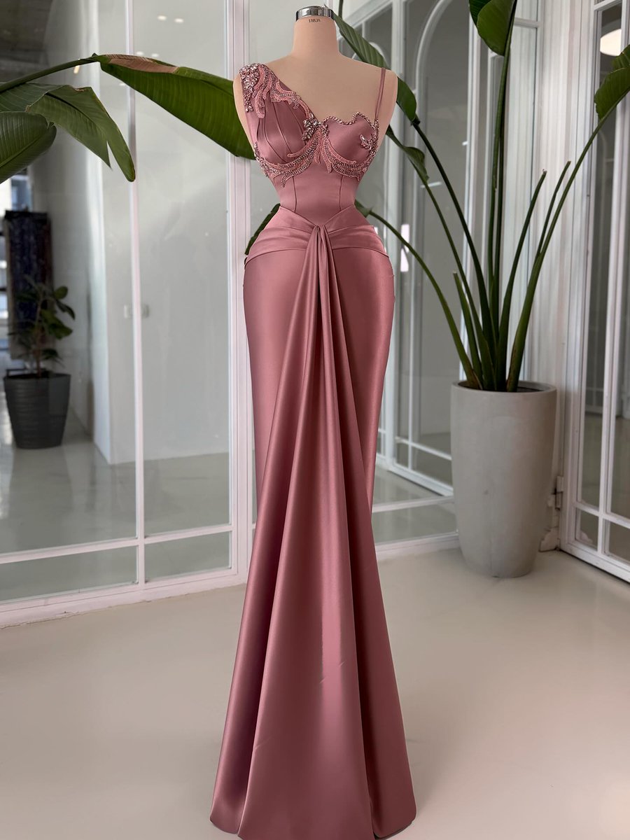 FairmontPembry's tweet photo. Soft glam, strong presence 🌸 https://t.co/YfqBdmHi7y