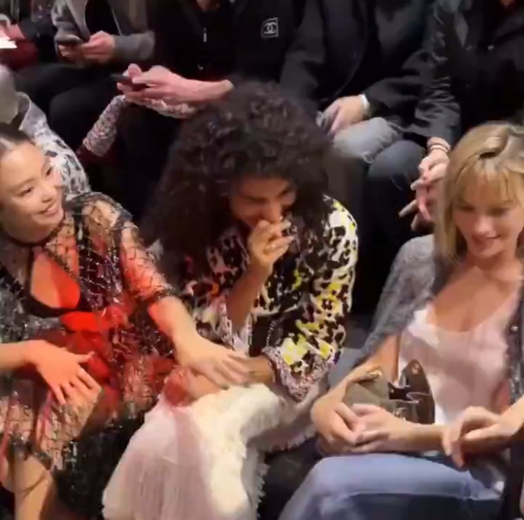 Mia got armshit mad tweet media