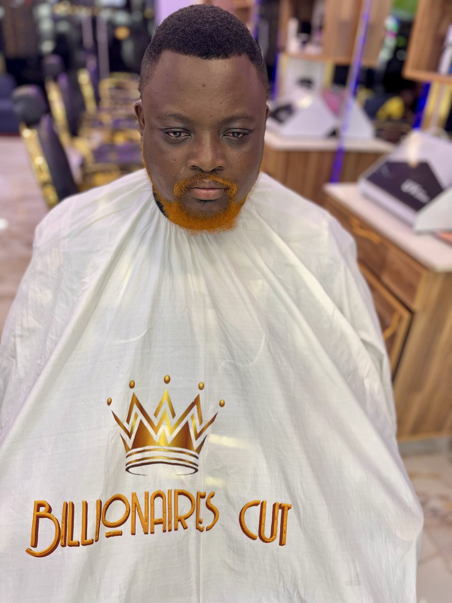 BillionaireCut's tweet image. Billionaire’s Cut: where even your beard gets the VIP treatment.😊🔥✂️👌🏽

Who’s next to switch it up? Book your appointment now!📲 ⬇️

Call/WhatsApp us +233544191868 for a swift response.

Follow, Like, Comment and Share.❤️

#billionairescut  #stayclean  #cleanfade #GingerBeard