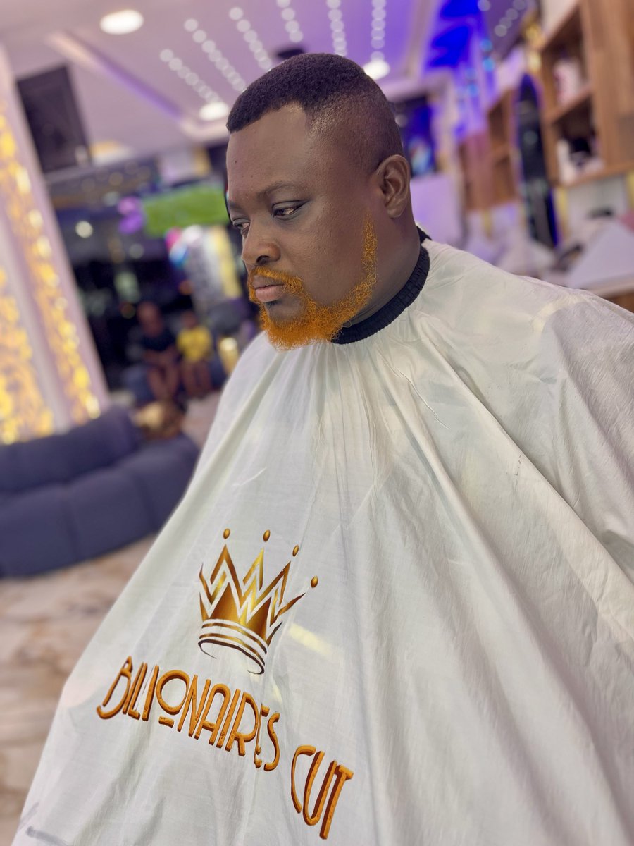BillionaireCut's tweet image. Billionaire’s Cut: where even your beard gets the VIP treatment.😊🔥✂️👌🏽

Who’s next to switch it up? Book your appointment now!📲 ⬇️

Call/WhatsApp us +233544191868 for a swift response.

Follow, Like, Comment and Share.❤️

#billionairescut  #stayclean  #cleanfade #GingerBeard